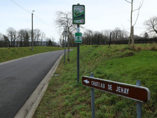 Nouvelle boucle autour du Château de Jehay - Réseau points-nœuds cyclable de la Province de Liège