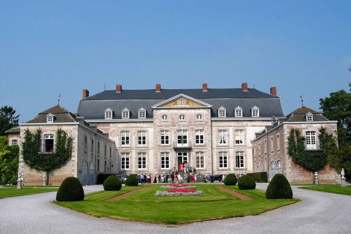Cycling and hiking tours - Hesbaye nature - Les Waleffes - Castle