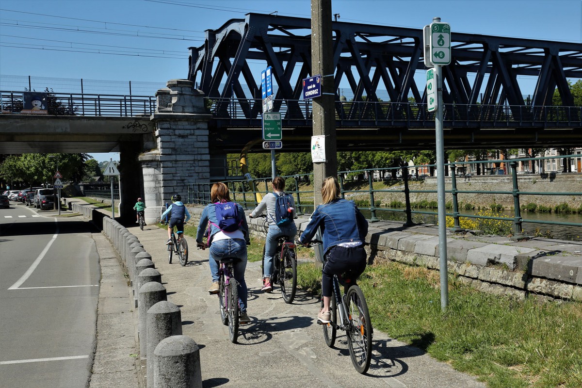 Routes in a straight line - Discovery of Liège - Liège - Quai du Condroz - Along the Ourthe