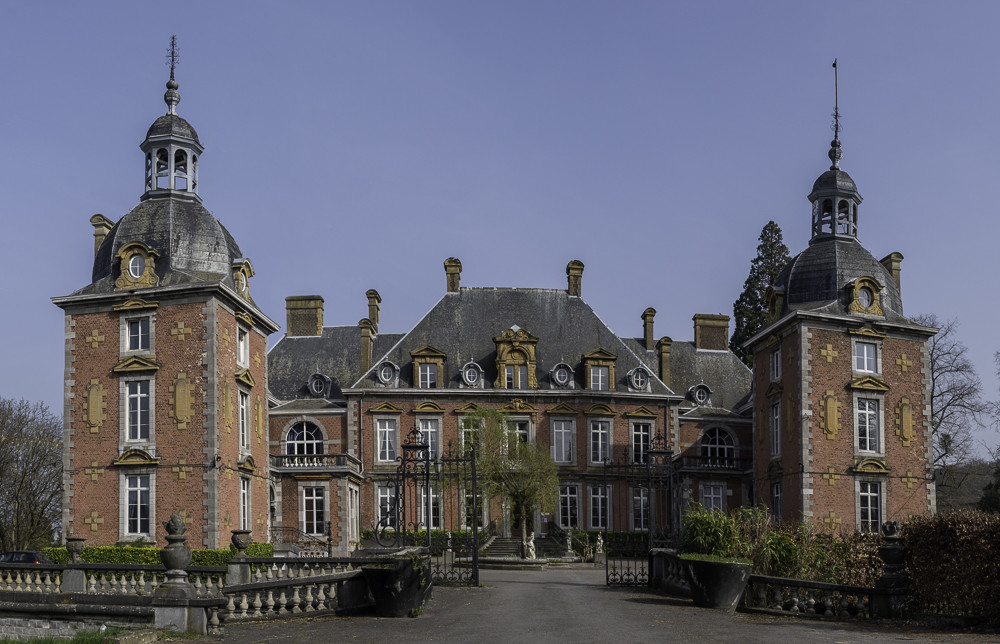 Chateau-de-la-neuville1