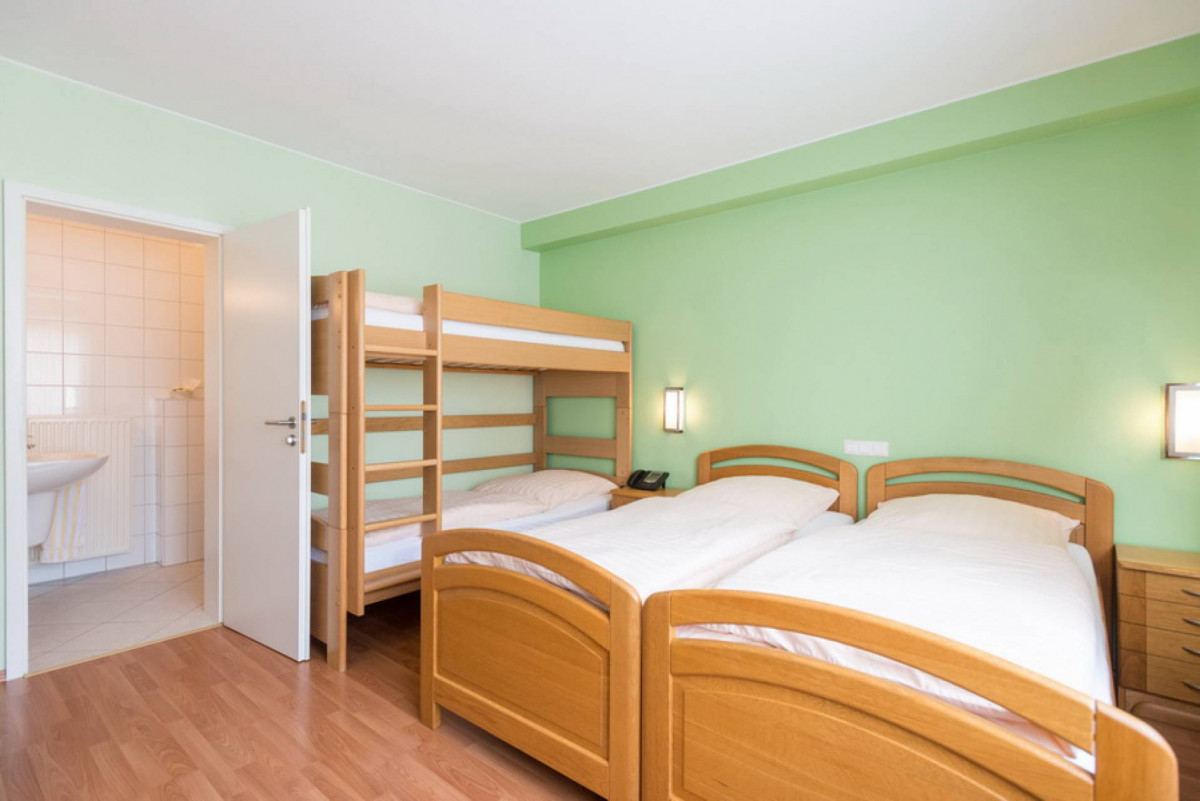 Hotel zum burghof 22 c d ketz ostbelgien.eu