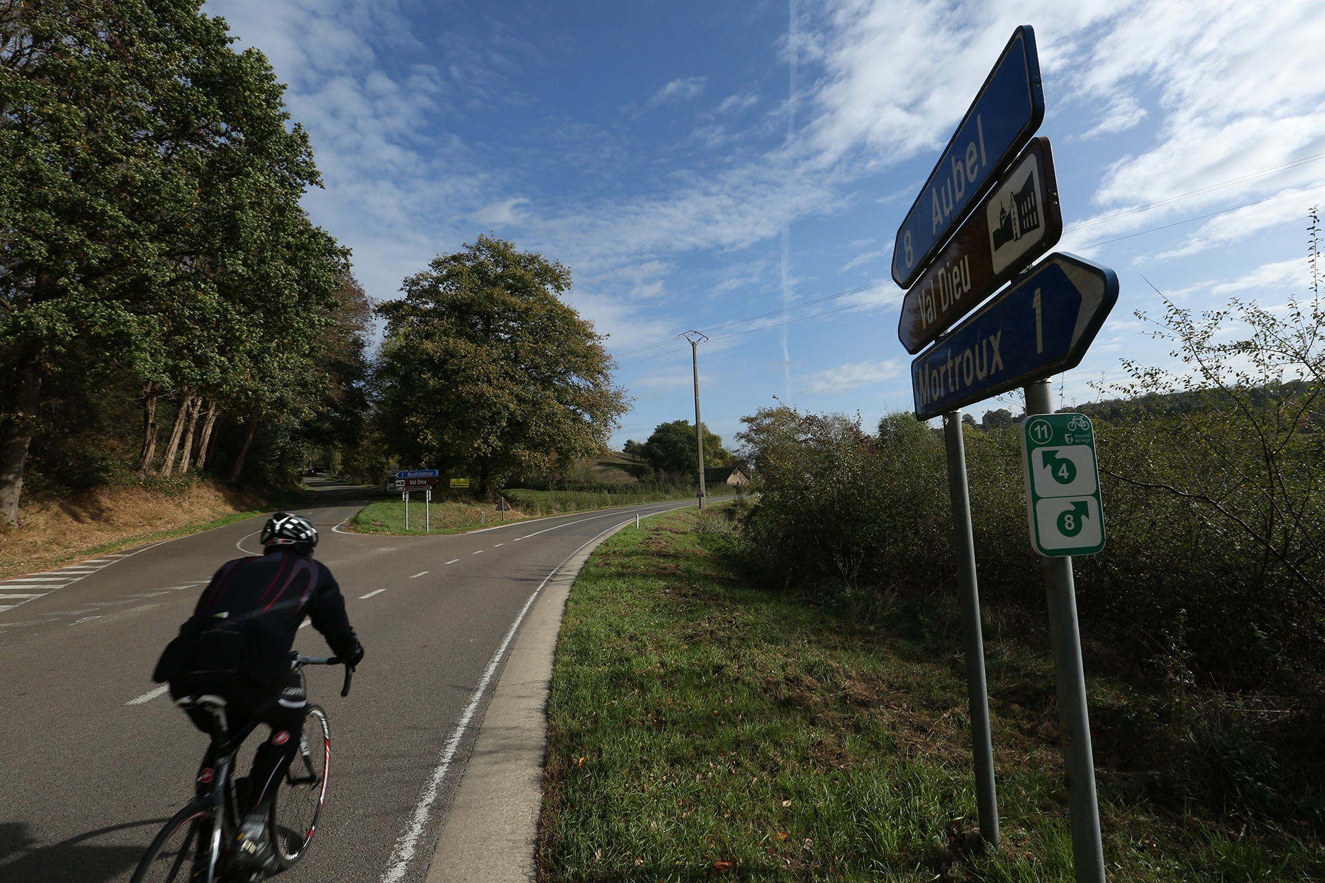 Cycling and hiking tours - Val-Dieu Hop - Road - © Province de Liège Cycling and hiking tours - Val-Dieu Hop - Road