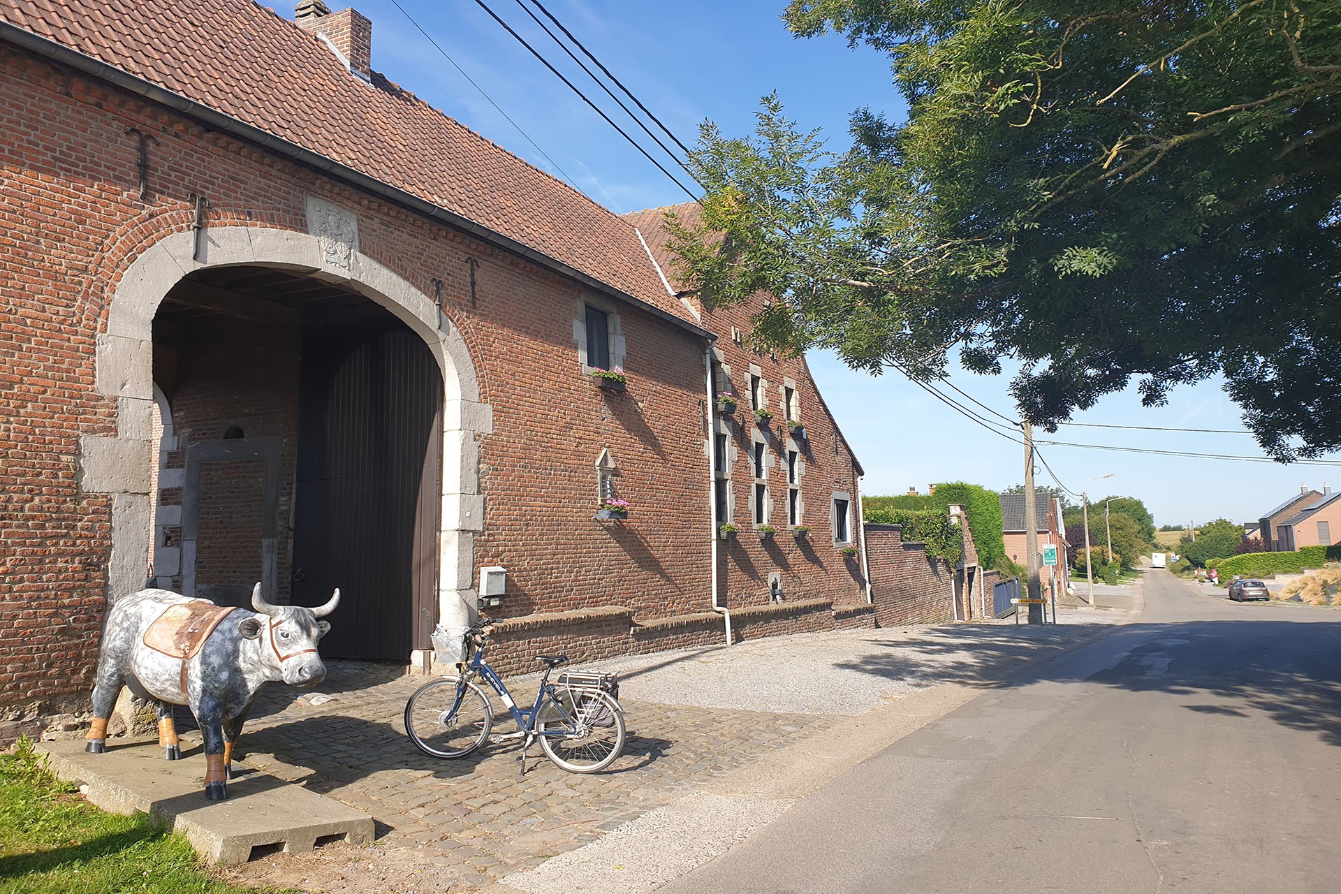 Cycling and hiking tours - Fexhe-Remicourt - Momelette-Cambretour farm