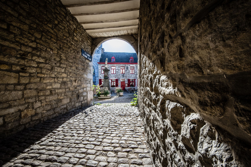 Balades en boucle - Du Dragon au Lion - Limbourg - Place Saint-Georges