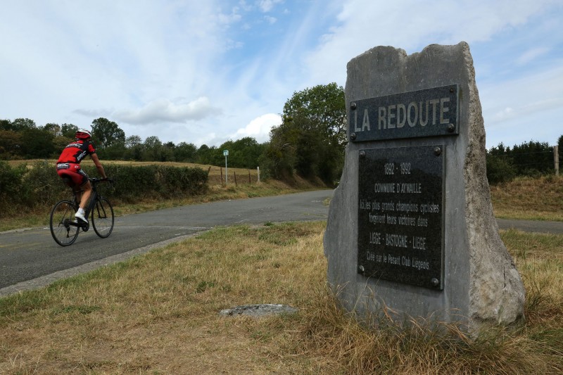 Cycling and hiking tours - The mythical hill - Côte de la Redoute