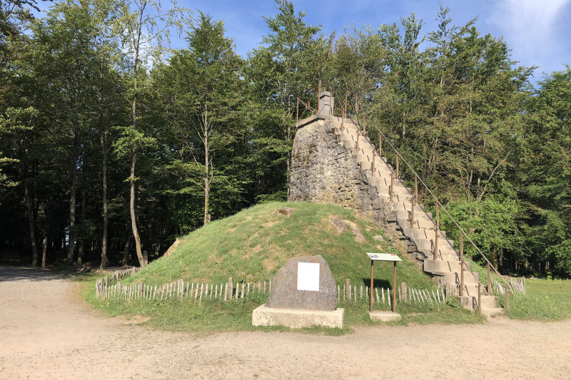 Wandel- en fietstochten - De grote lus van de Hoge Venen - La butte Baltia